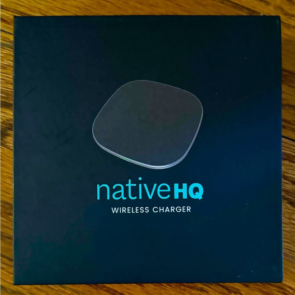 NativeHQ Wireless Charger (charging pad)
